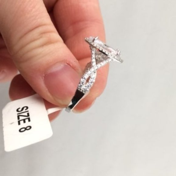 Charmed Aroma Vintage Ring - Picture 4 of 4